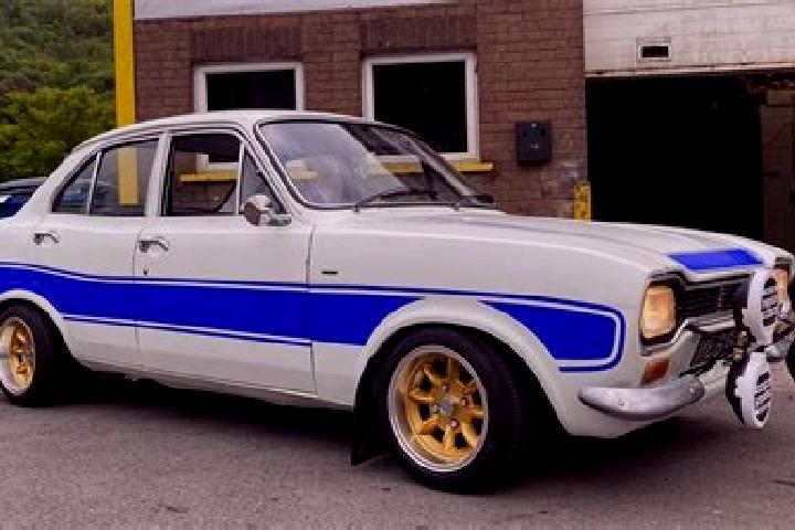 escort Ramdurg