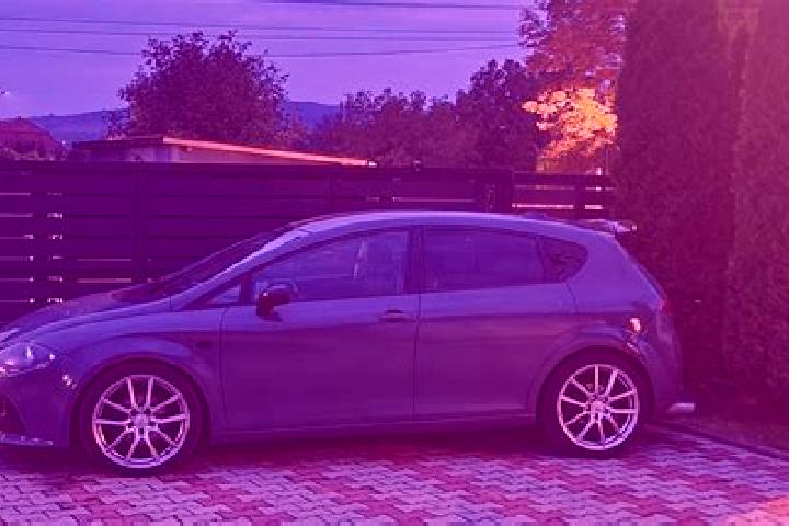 escort Razboieni-Cetate