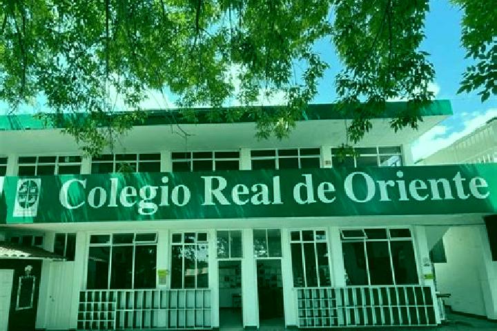 escort Real de Oriente