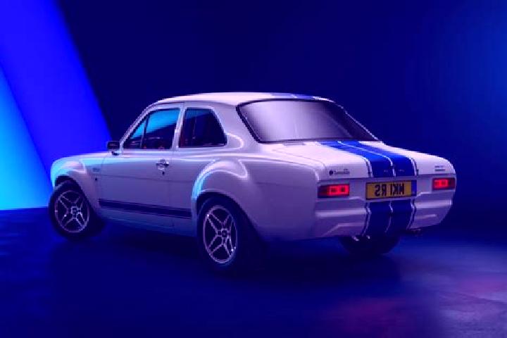 escort Reddingmuirhead