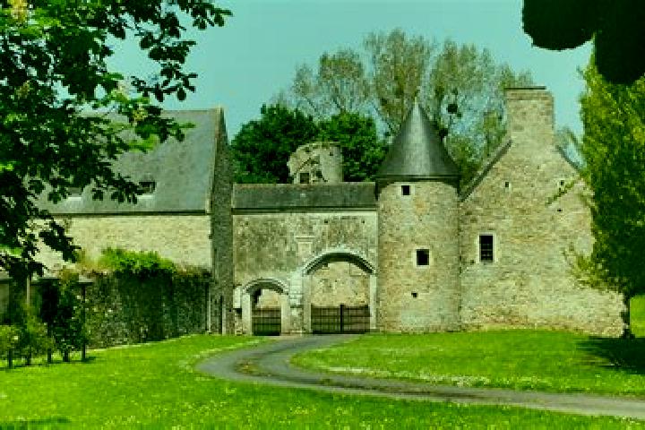 escort Remilly-sur-Lozon