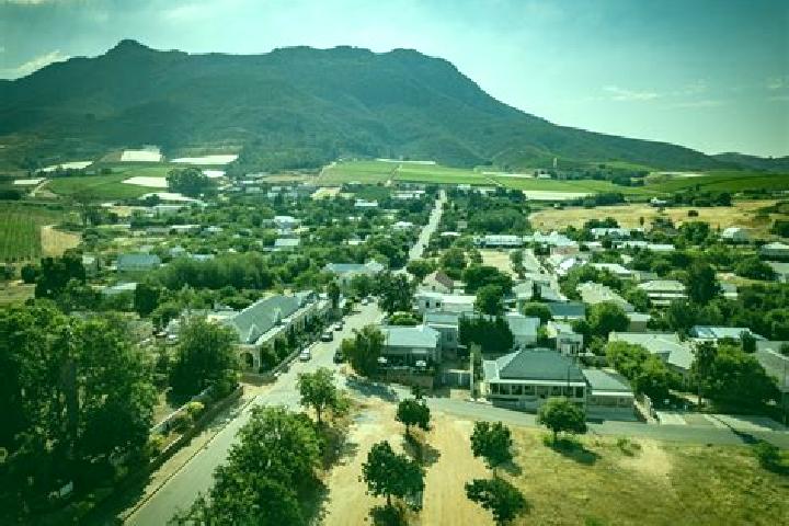 escort Riebeek West