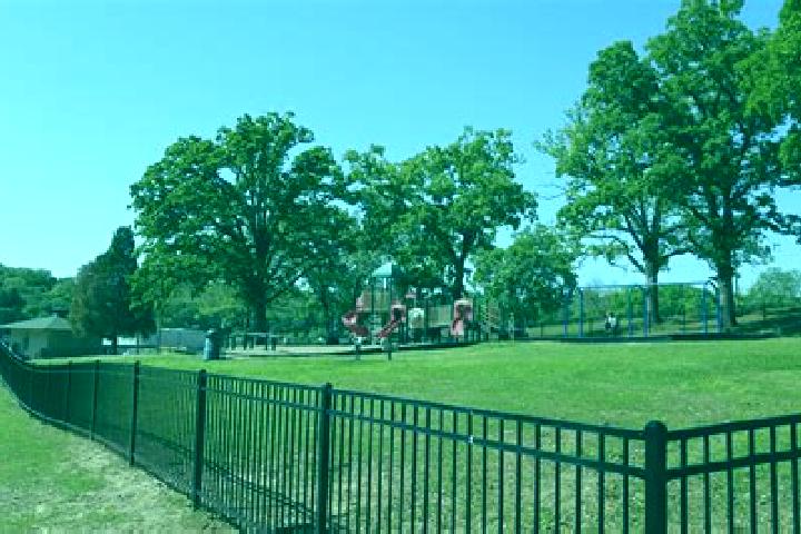 escort Riggs Park
