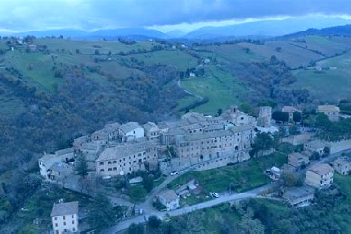 escort Ripe San Ginesio