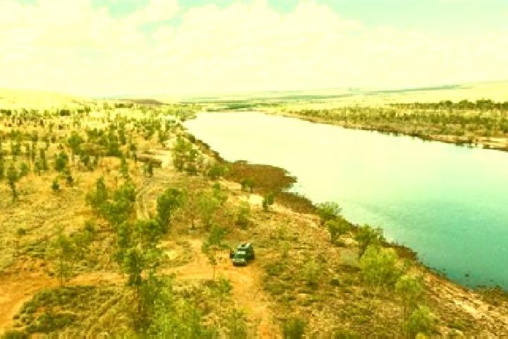 escort River Road