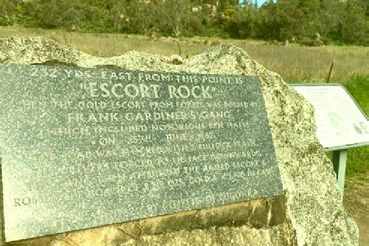 escort Rock Hole