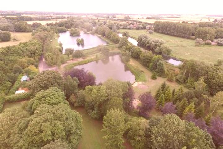 escort Roxton Pond
