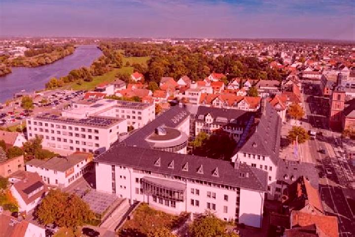 escort Ruesselsheim am Main