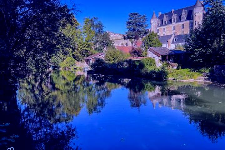 escort Ruille-sur-Loir