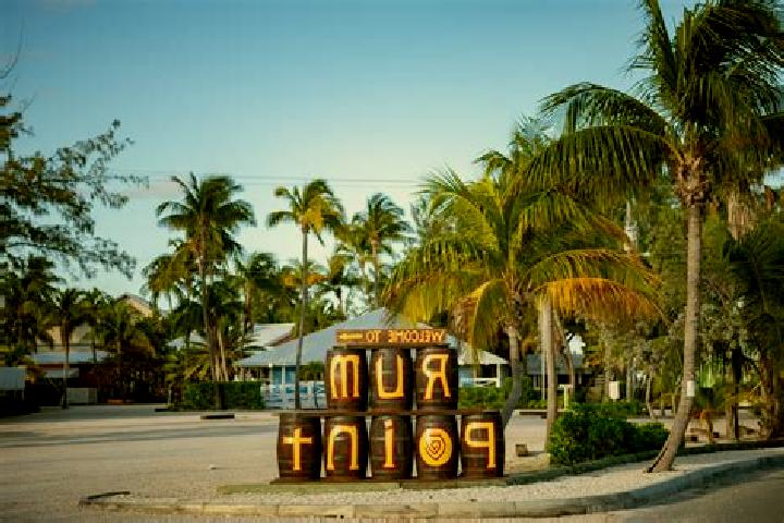 escort Rum Point