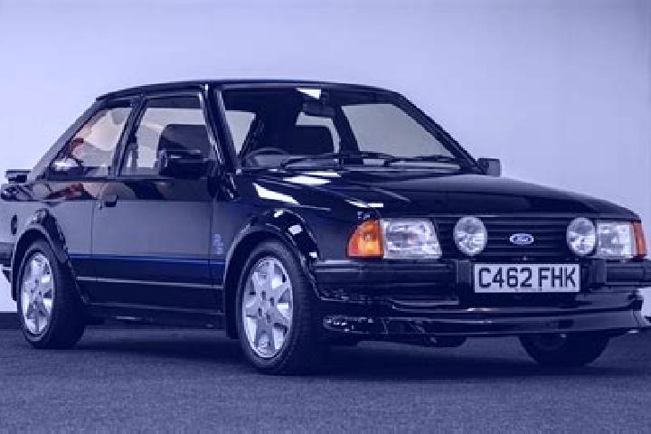 escort Sadlers
