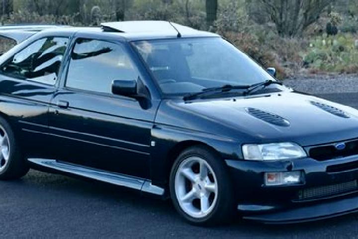 escort Saenz