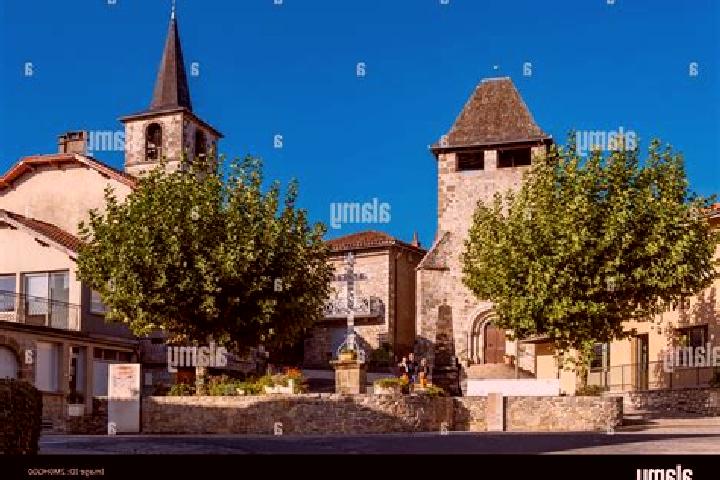 escort Saint-Santin