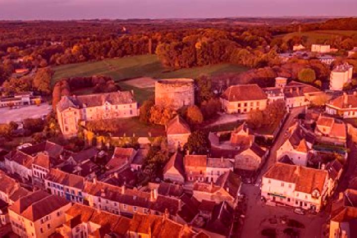 escort Saint-Sauveur-en-Puisaye