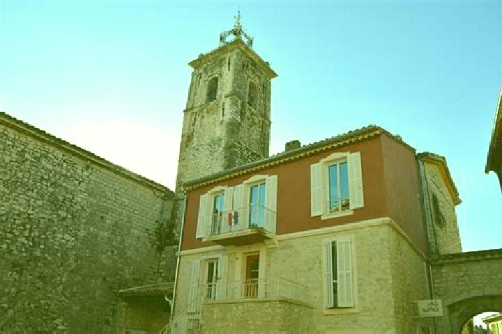 escort Saint-Vallier-de-Thiey