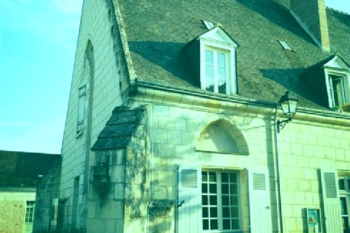 escort Sainte-Catherine-de-Fierbois
