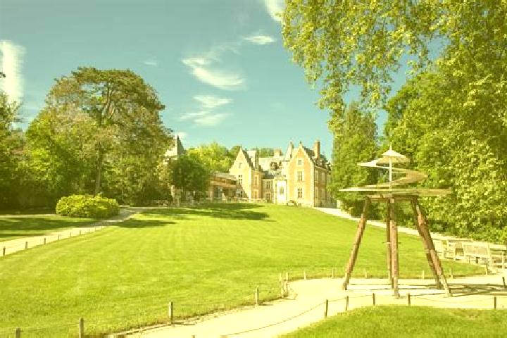 escort Sainte-Luce-sur-Loire