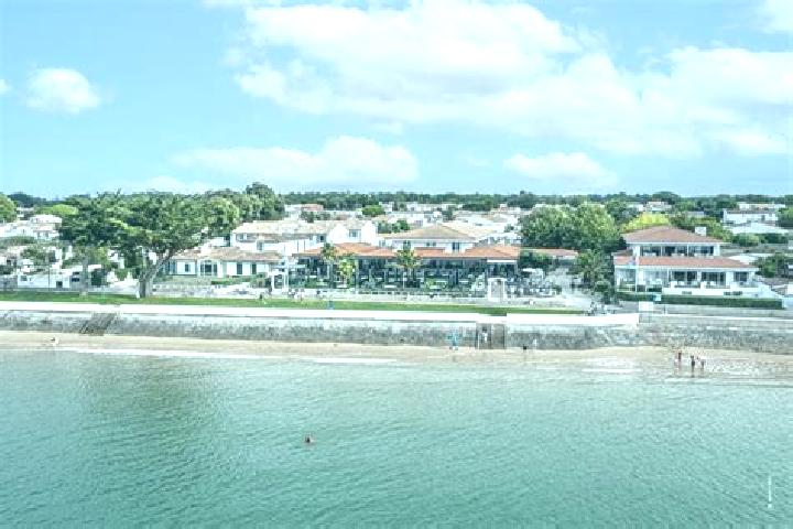 escort Salles-sur-Mer