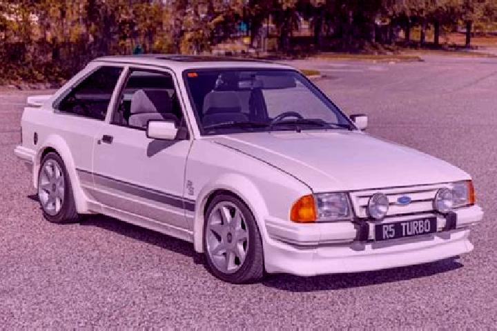 escort Samone