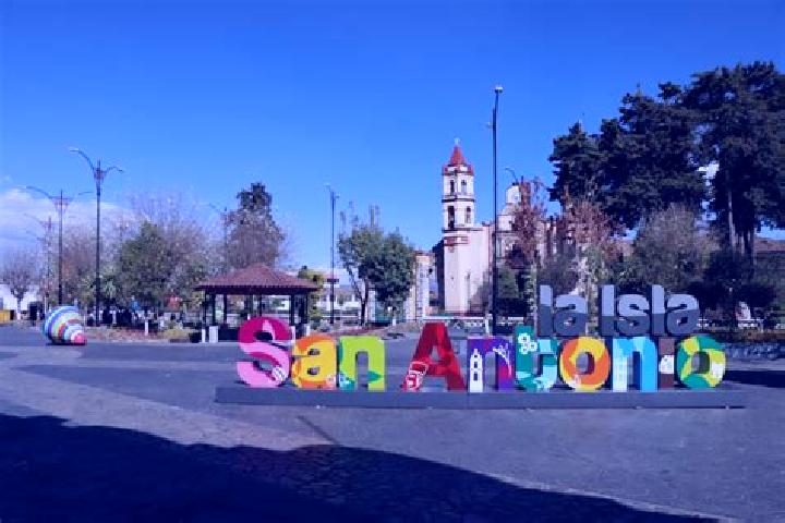 escort San Antonio la Isla