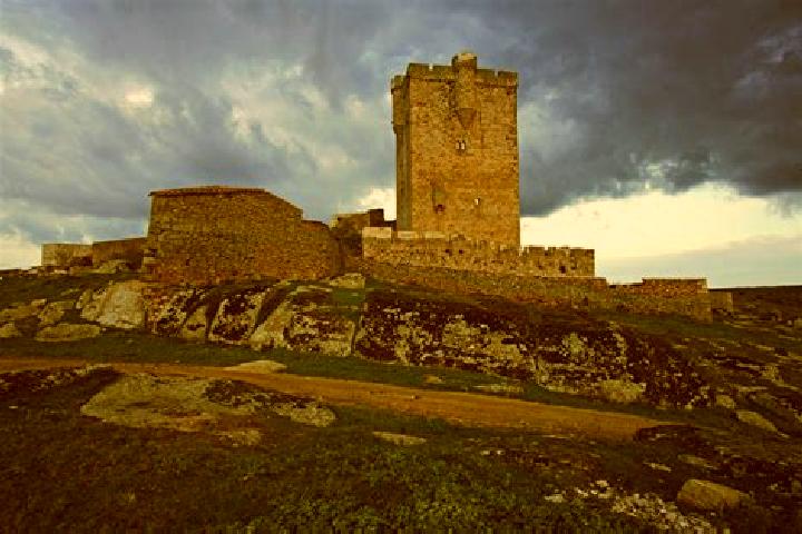escort San Felices de los Gallegos