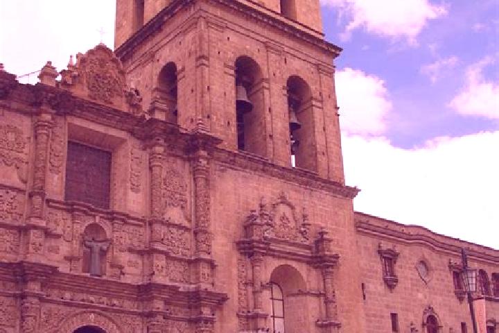 escort San Francisco la Paz