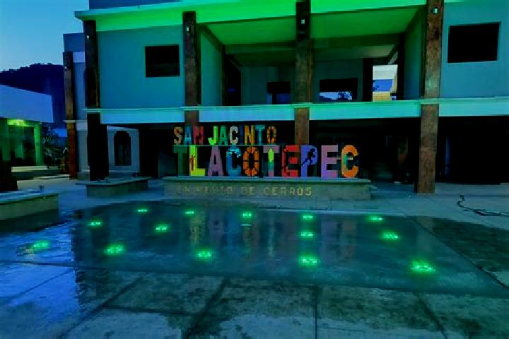 escort San Jacinto Tlacotepec