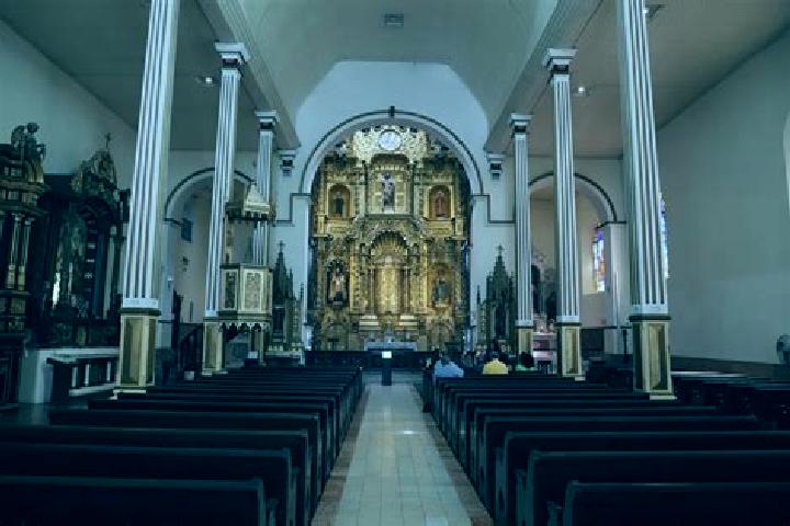 escort San Jose de Avino
