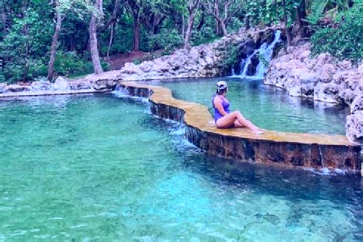 escort San Jose de Manantiales