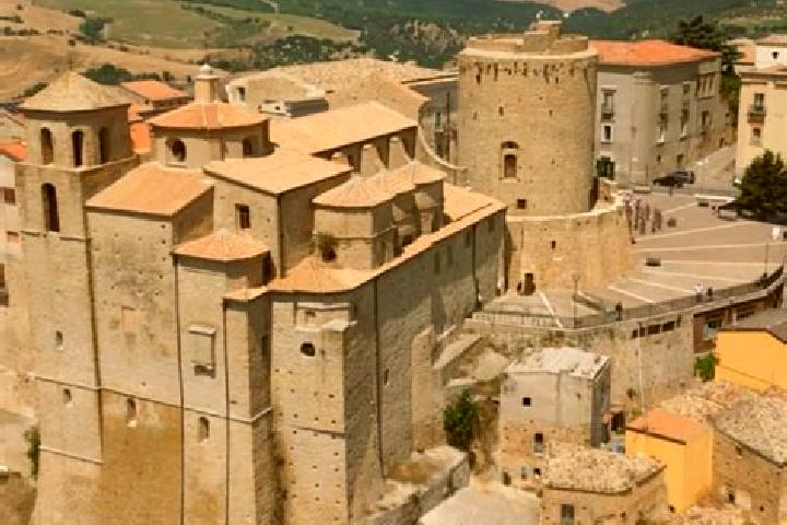 escort San Mauro Forte