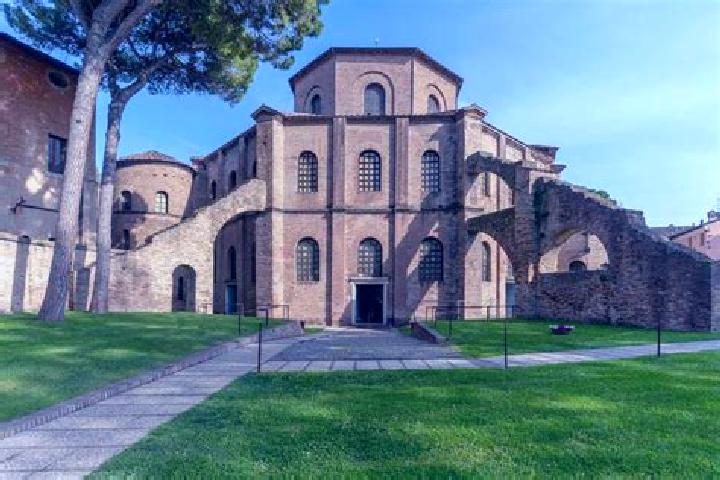 escort San Vitale