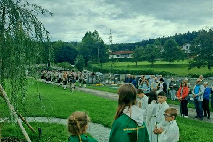 escort Sankt Valentin-Landschach