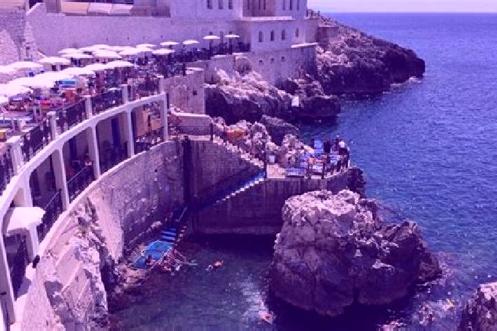 escort Santa Cesarea Terme