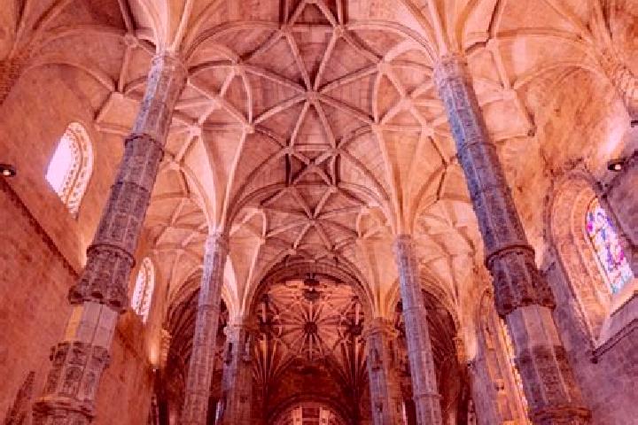 escort Santa Maria de Belem