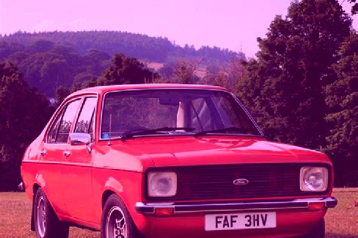 escort Saquena