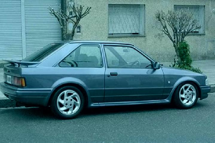 escort Sarulla