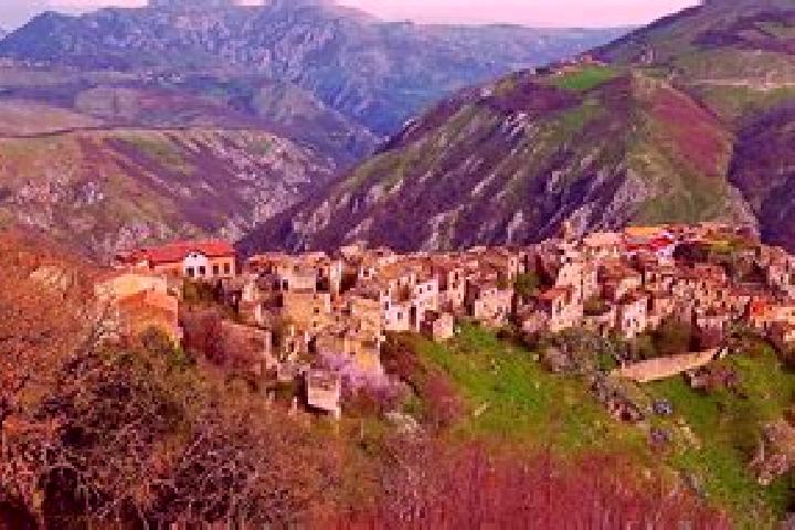 escort Scalo Romagnano al Monte