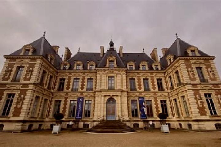 escort Sceaux-sur-Huisne