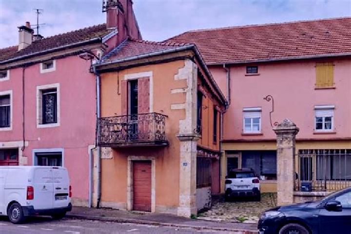 escort Scey-sur-Saone-et-Saint-Albin