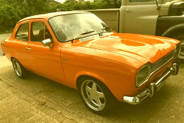 escort Scharnegoutum