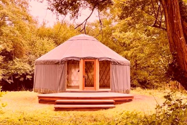 escort Serzhen -Yurt