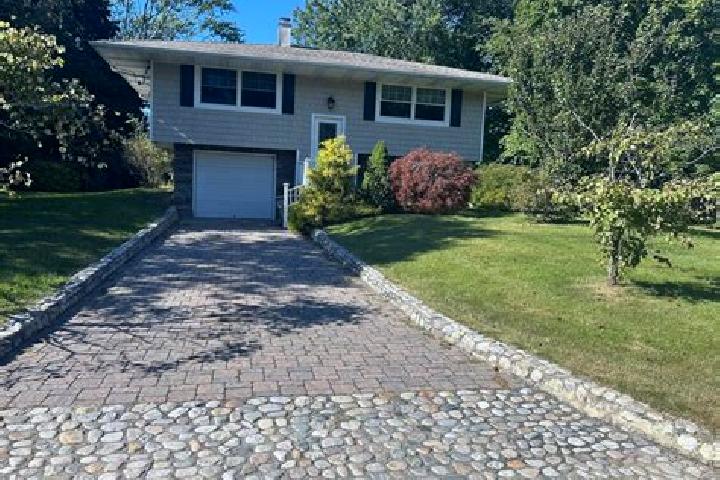 escort Setauket-East Setauket