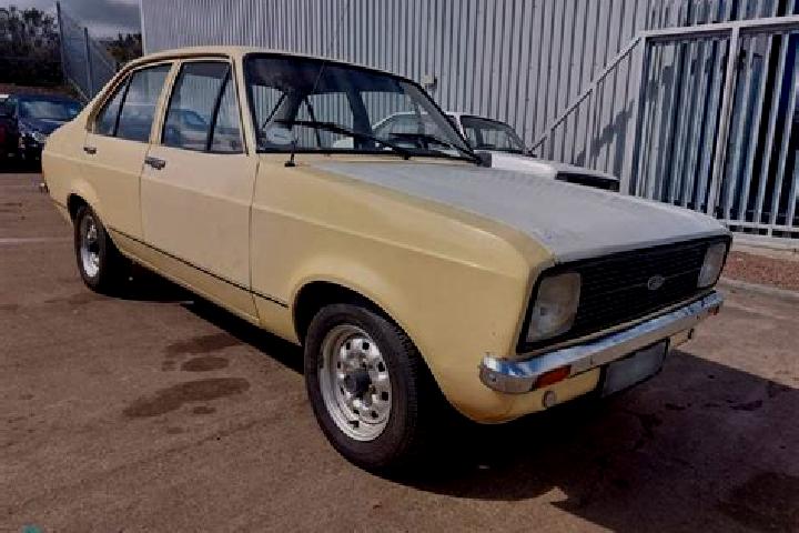 escort Sharlston