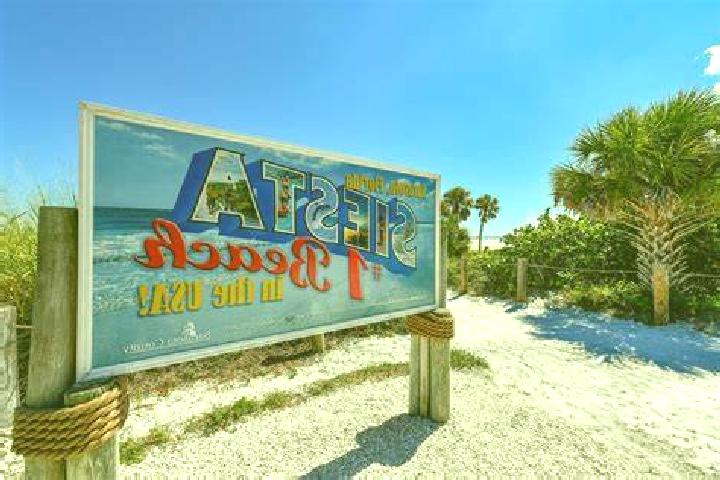 escort Siesta Key