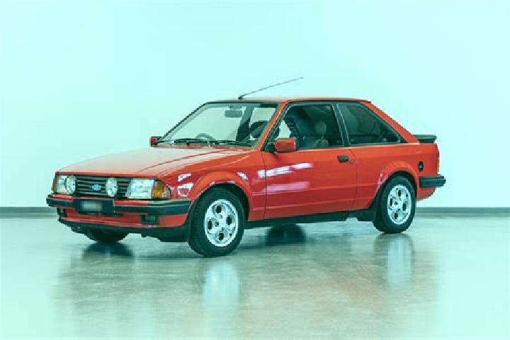 escort Simontornya
