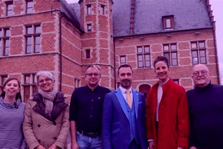escort Sint-Gillis-Waas