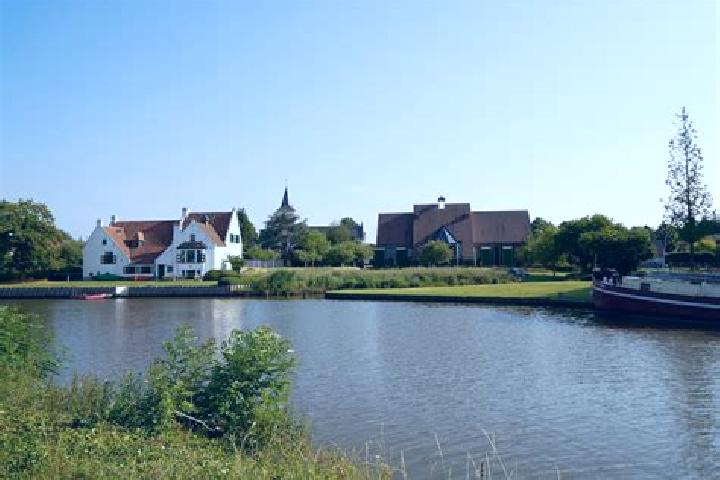 escort Sint-Martens-Latem