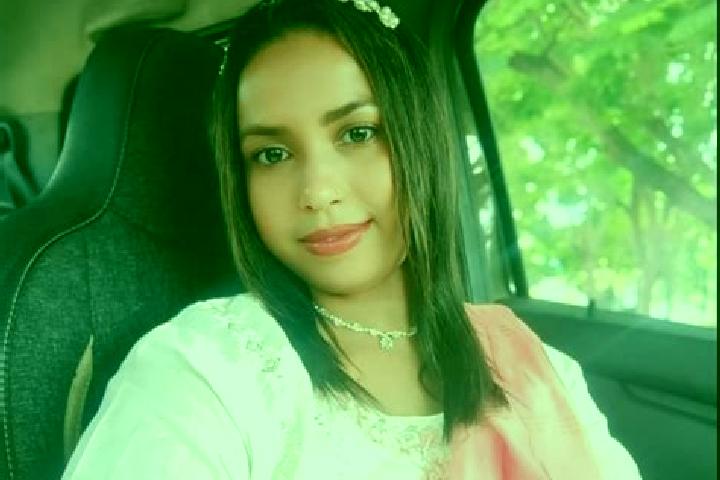 escort Soni
