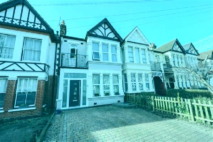 escort Southchurch Village