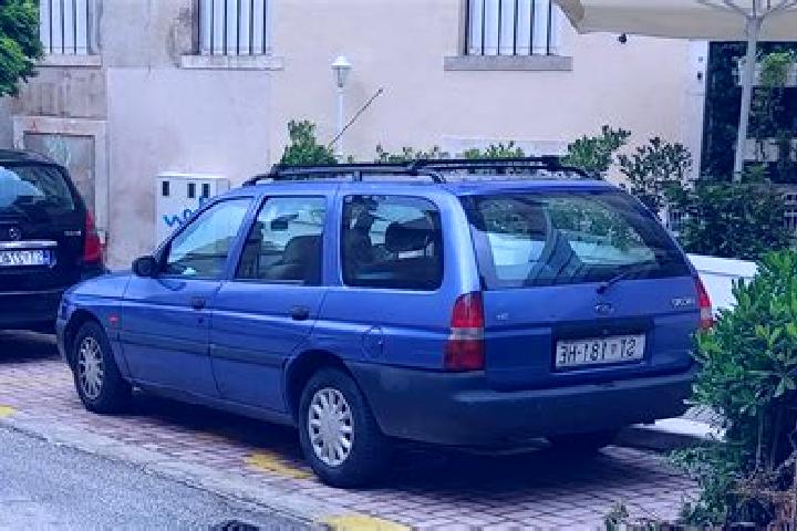 escort Split